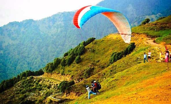 Paragliding in Bir Billing